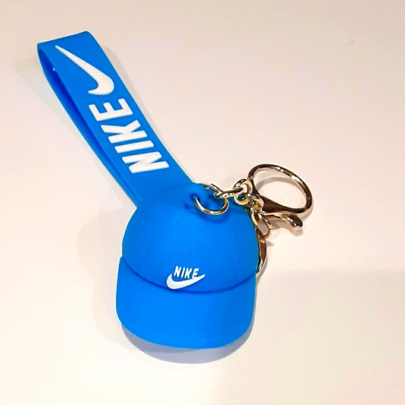 Nike Blue Cap Keychain New - Picture 3 of 3